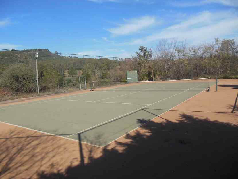 Tennisbaan
